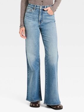 Universal Thread Highest Rise 70’s Flare Jeans Medium Wash Stretch Retro New 12